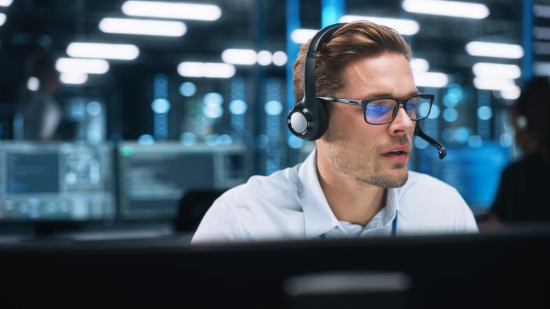 Assistance informatique à distance ou sur site, quelle solution privilégier ?